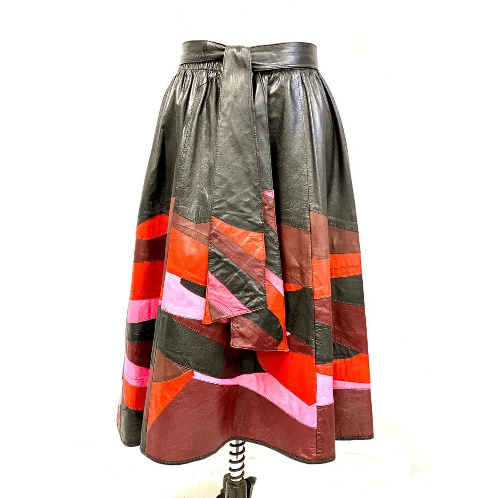 1970s Anu PENTIK Reindeer Leather Finland Womens Vintage Skirt Applique Patchwork 30"Wx30.5"L