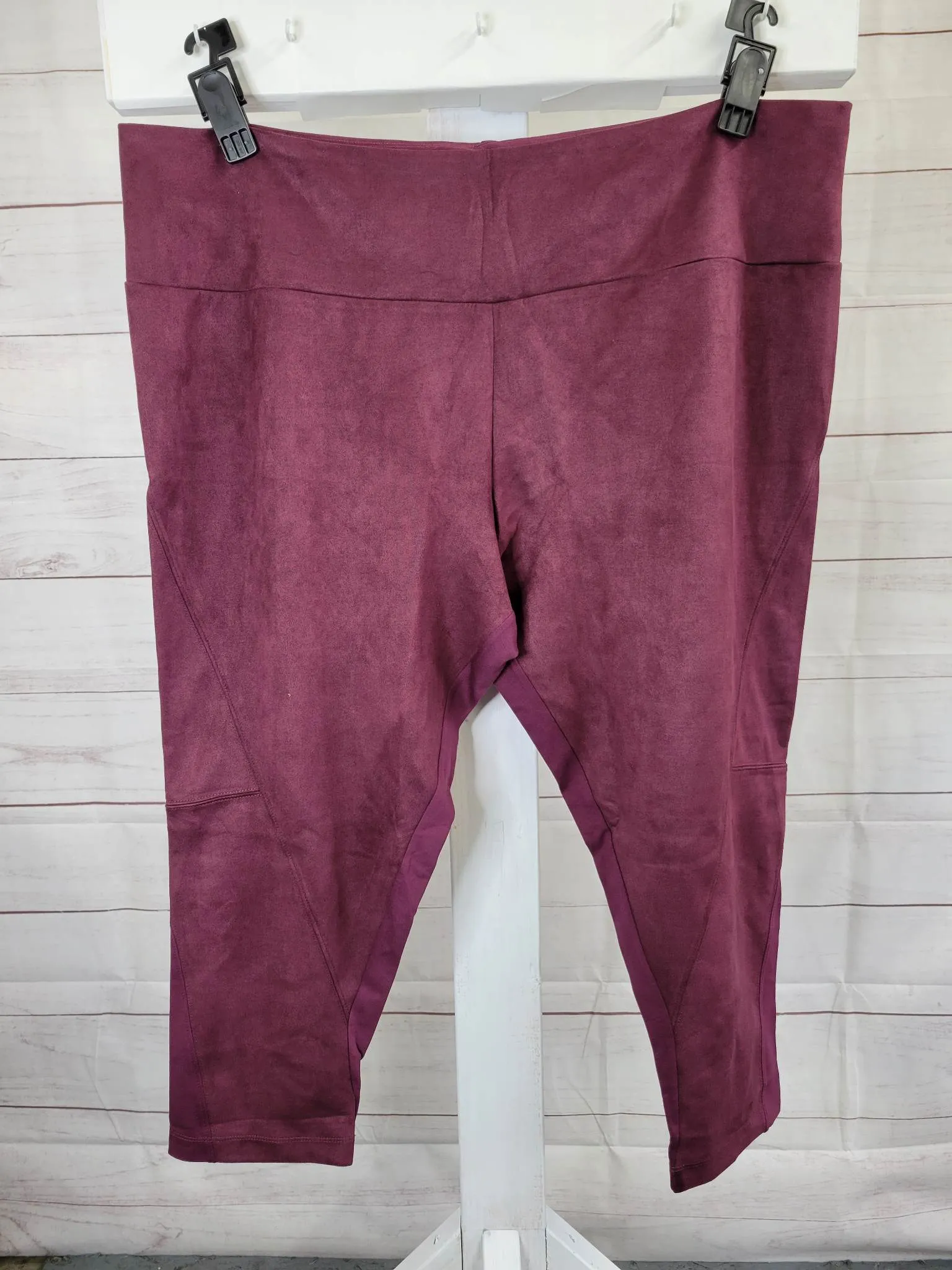 3XP MERLOT A371178 Women with Control Petite Tummy Control Faux Suede and Ponte Leggings