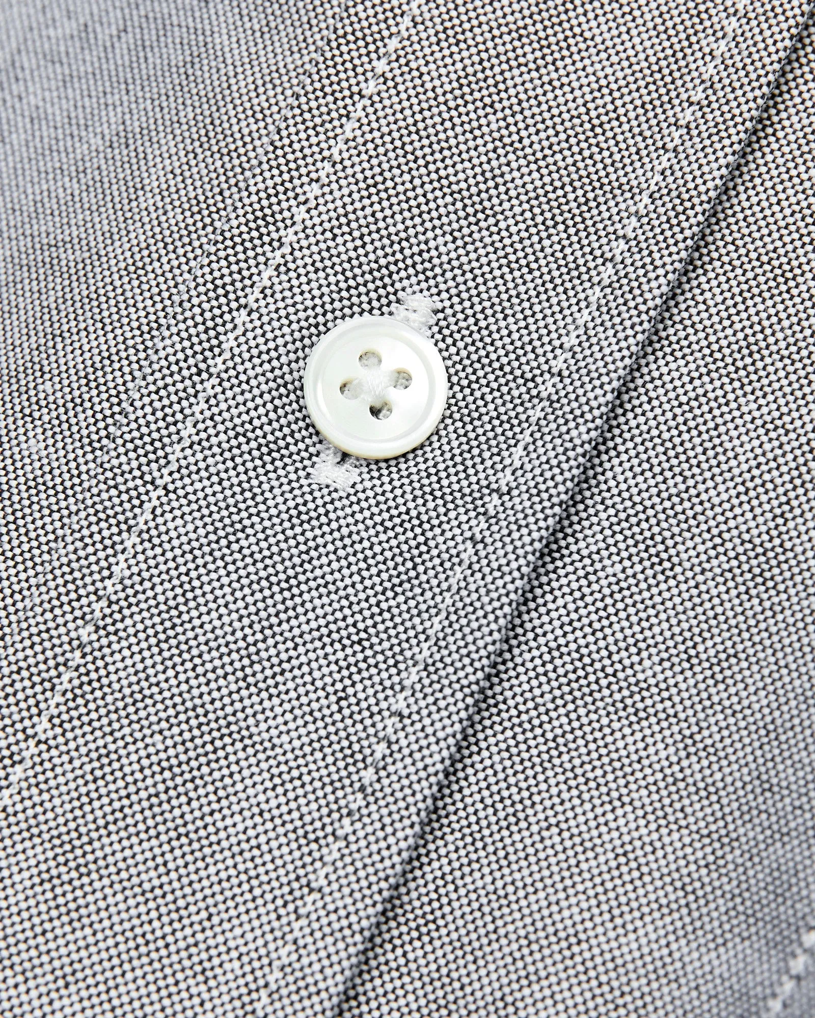 Belavista Button-Up Shirt in Black