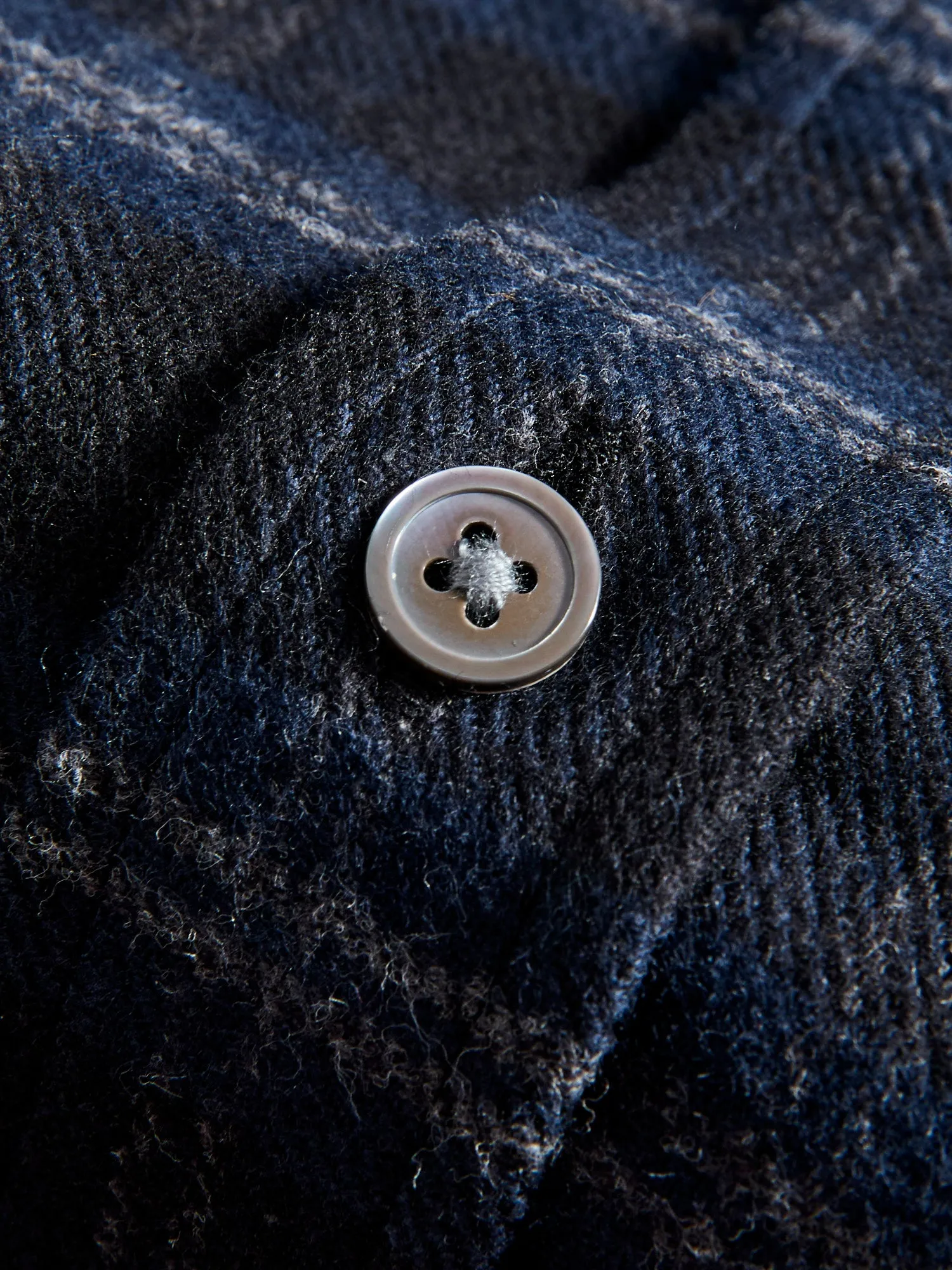 Cachal Button-Up Shirt in Dark Navy