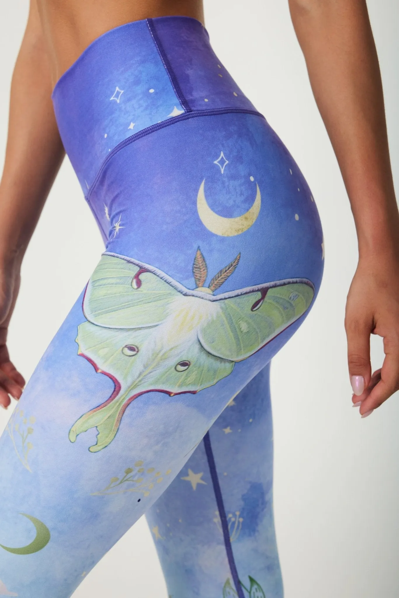 Celestial Dreams High-Waist Leggings – Women's Astrology Print Workout Leggings with Side Pockets