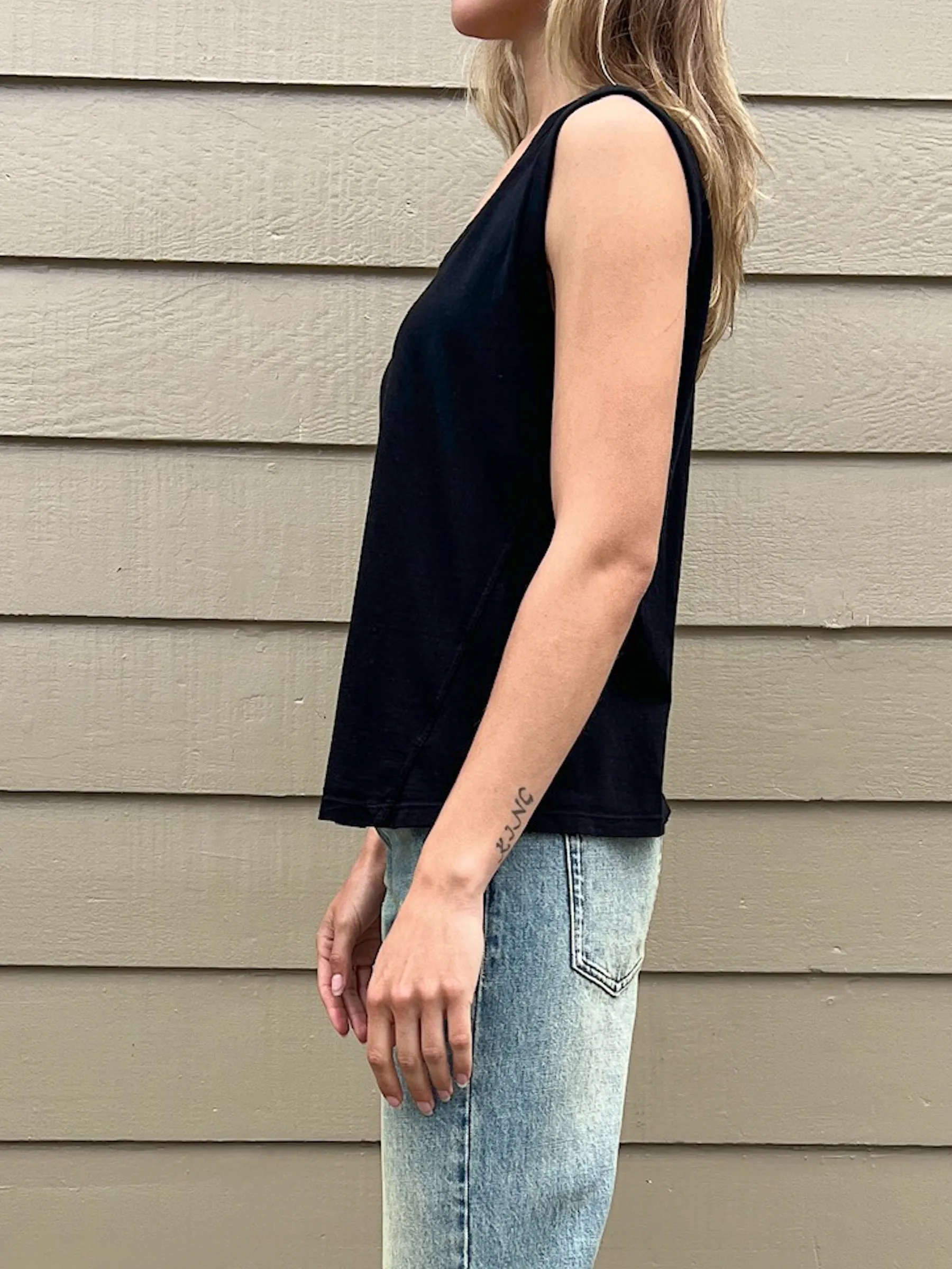Florence Tank in Lightweight Jersey - Black