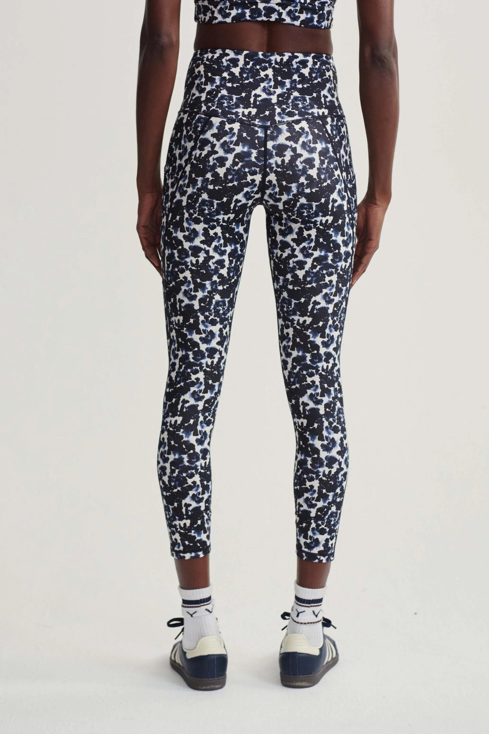Form High Pocket Legging