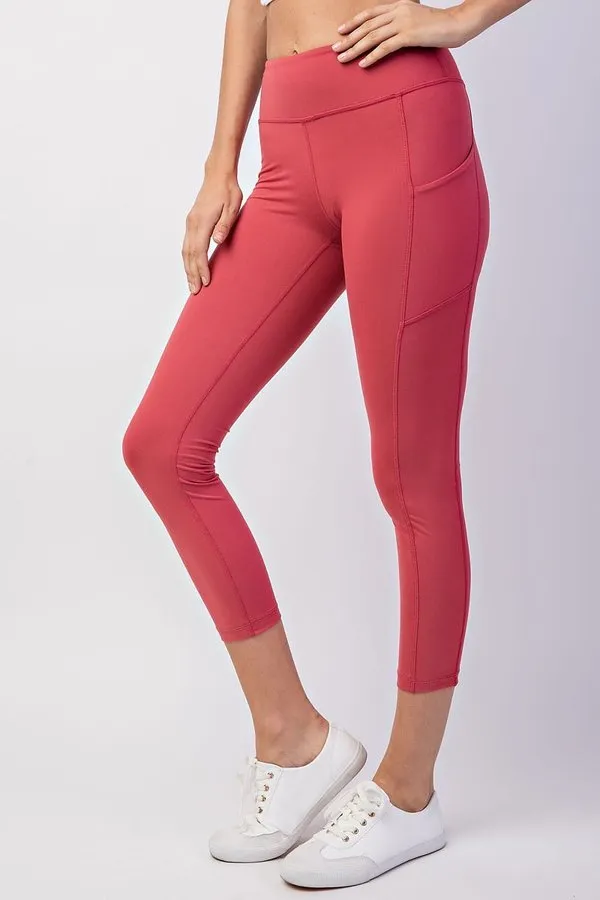 HIGH WAIST CAPRI YOGA LEGGINGS W SIDE POCKETS