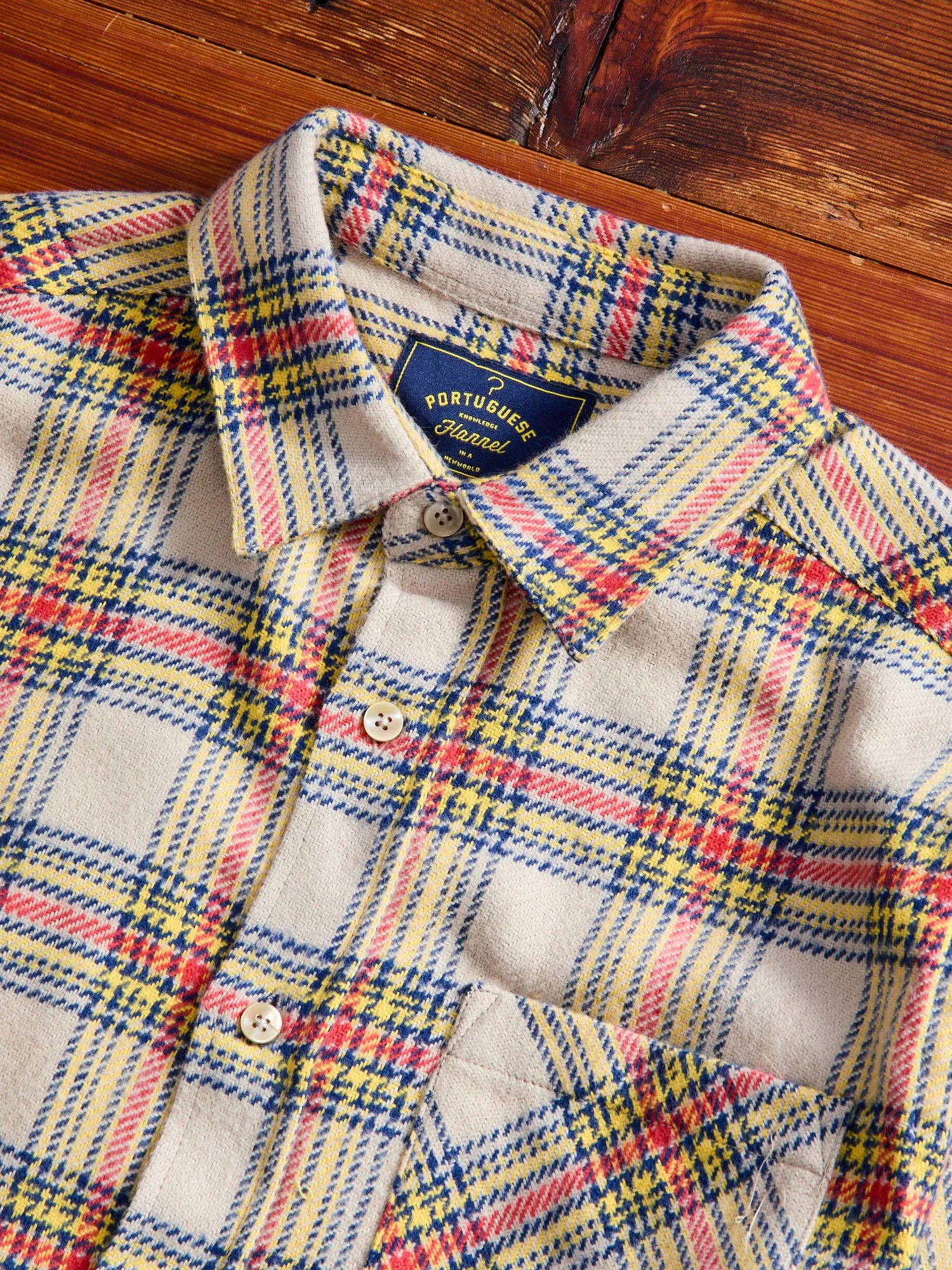 Lars Button-Up Shirt in Clay