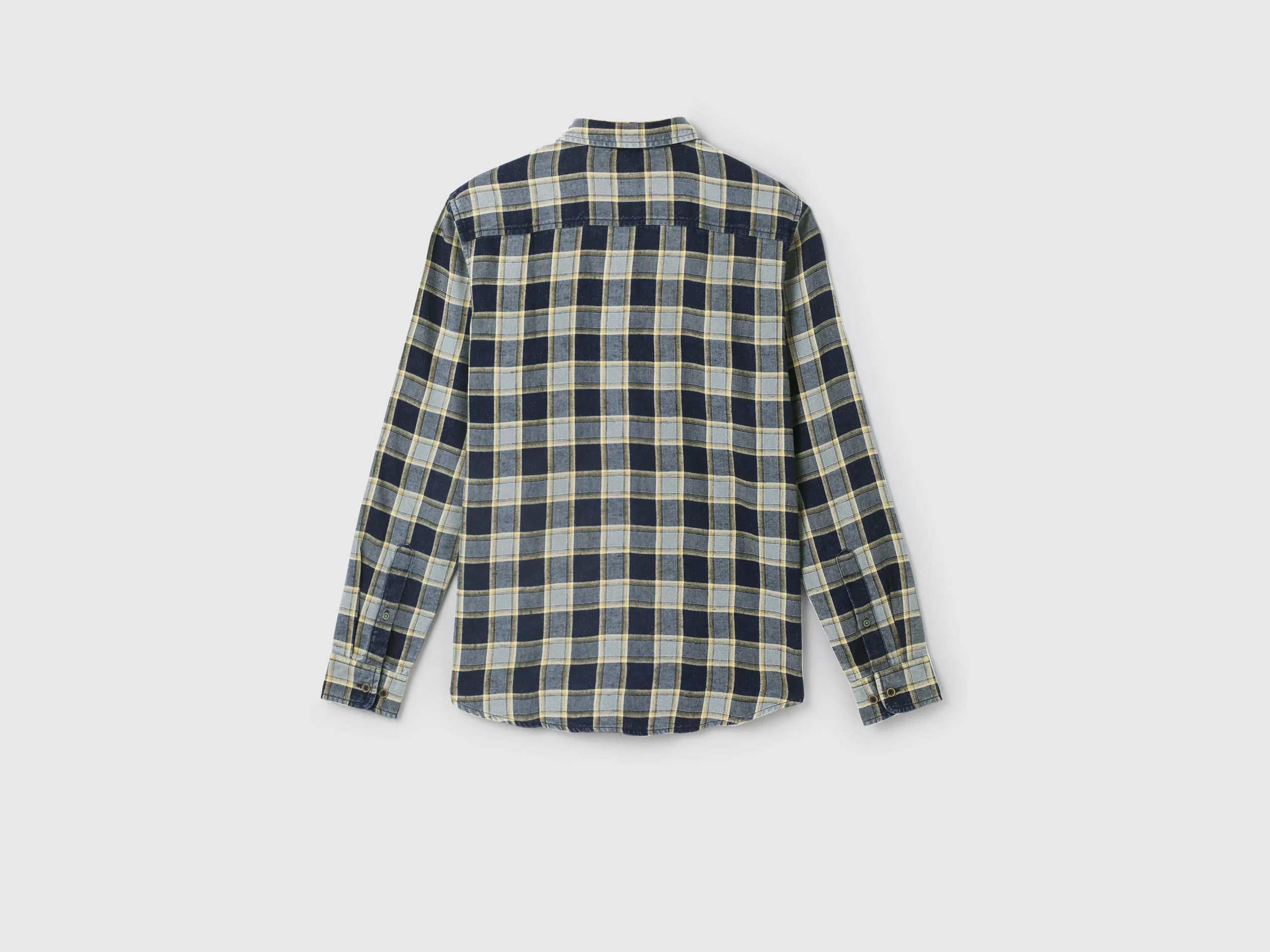 Men's Regular Fit Spread Collar Checked Shirts