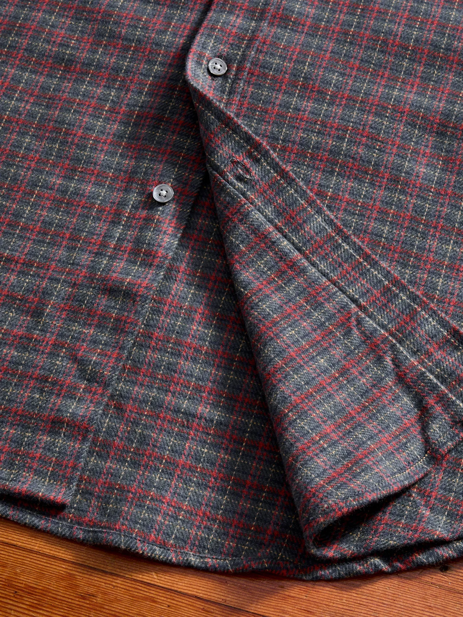 Minerva Button-Up Shirt in Grey