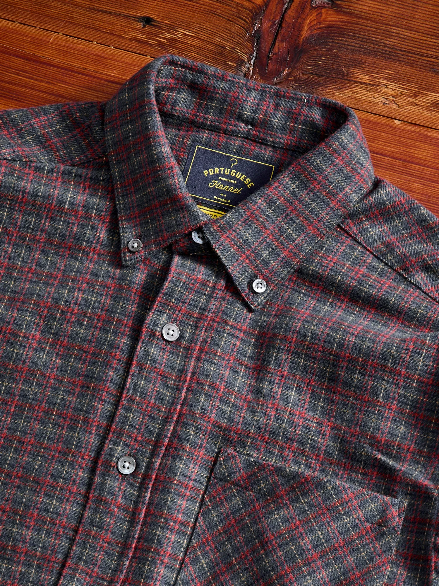 Minerva Button-Up Shirt in Grey