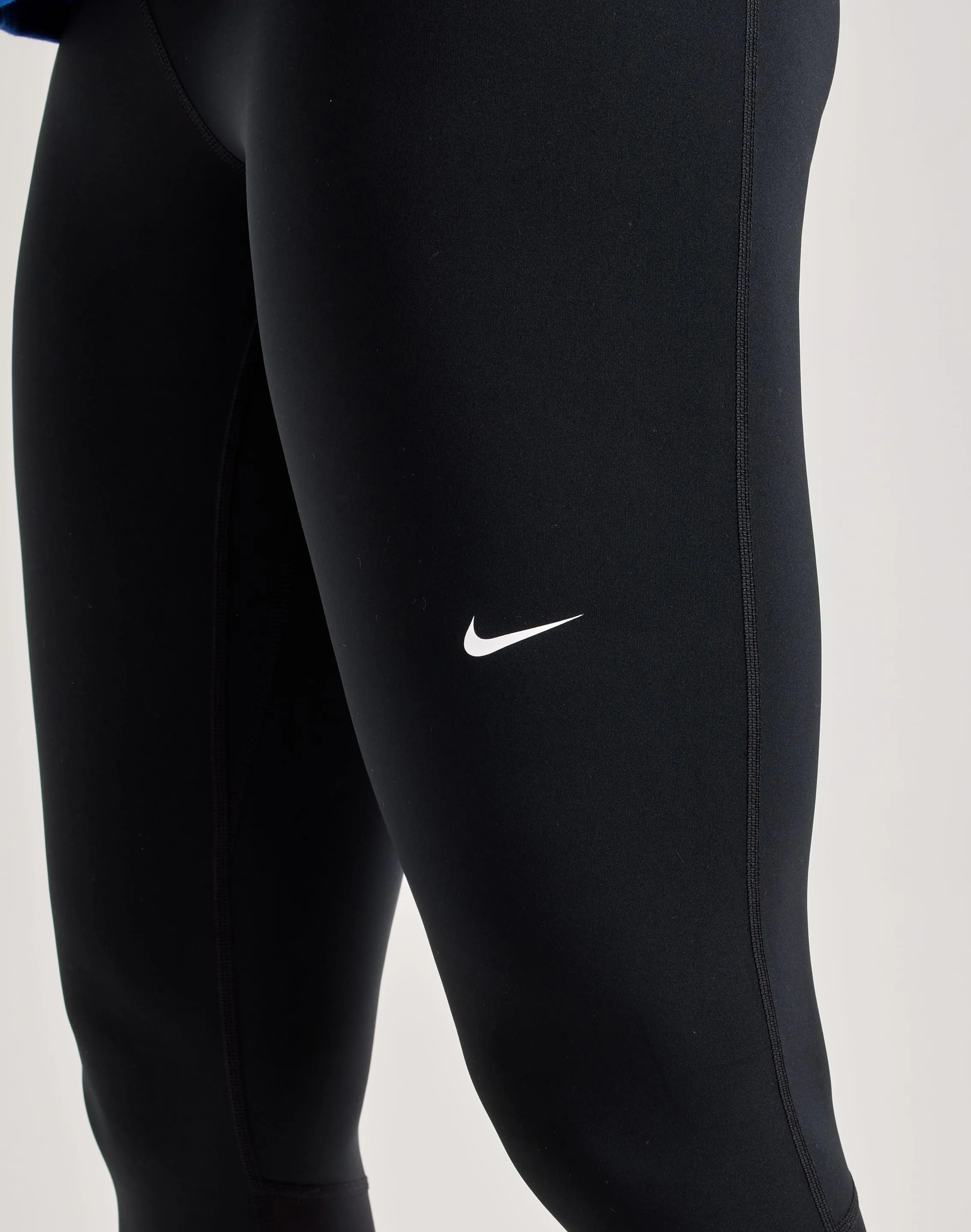 Nike Pro Mid-Rise Mesh-Paneled Leggings