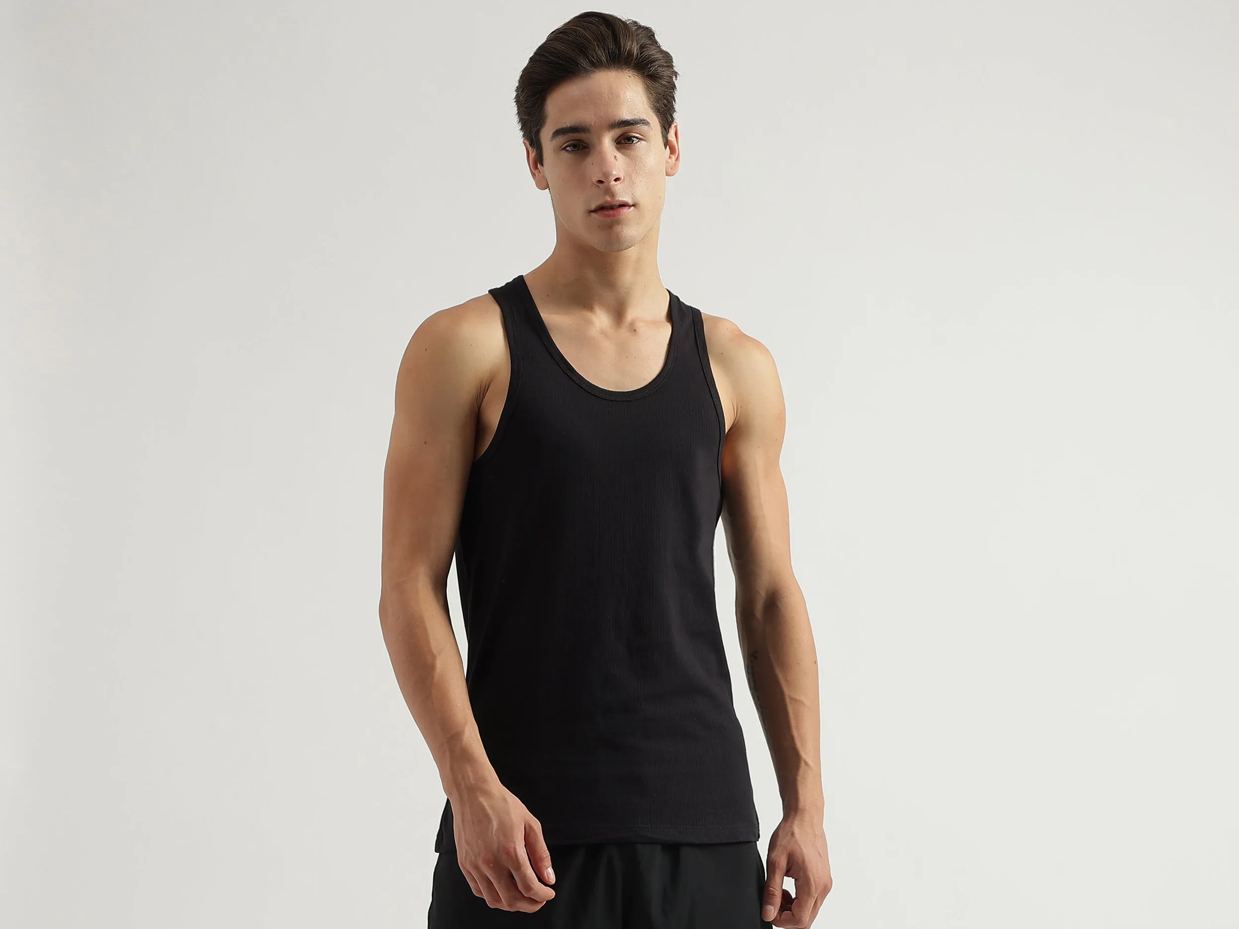 Pack of 3 Regular Fit Round Neck Solid Colour Vest