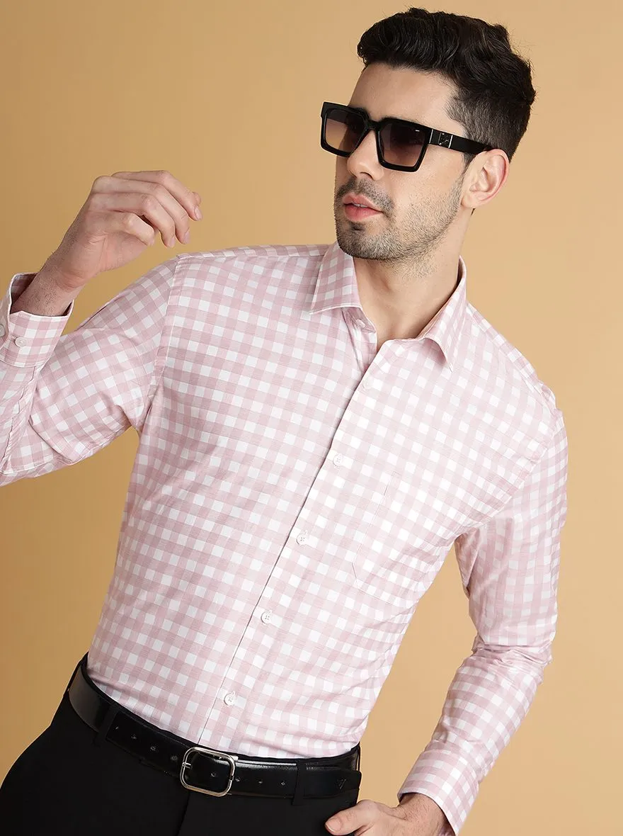 Pink Checked Regular Fit Formal Shirt | JadeBlue