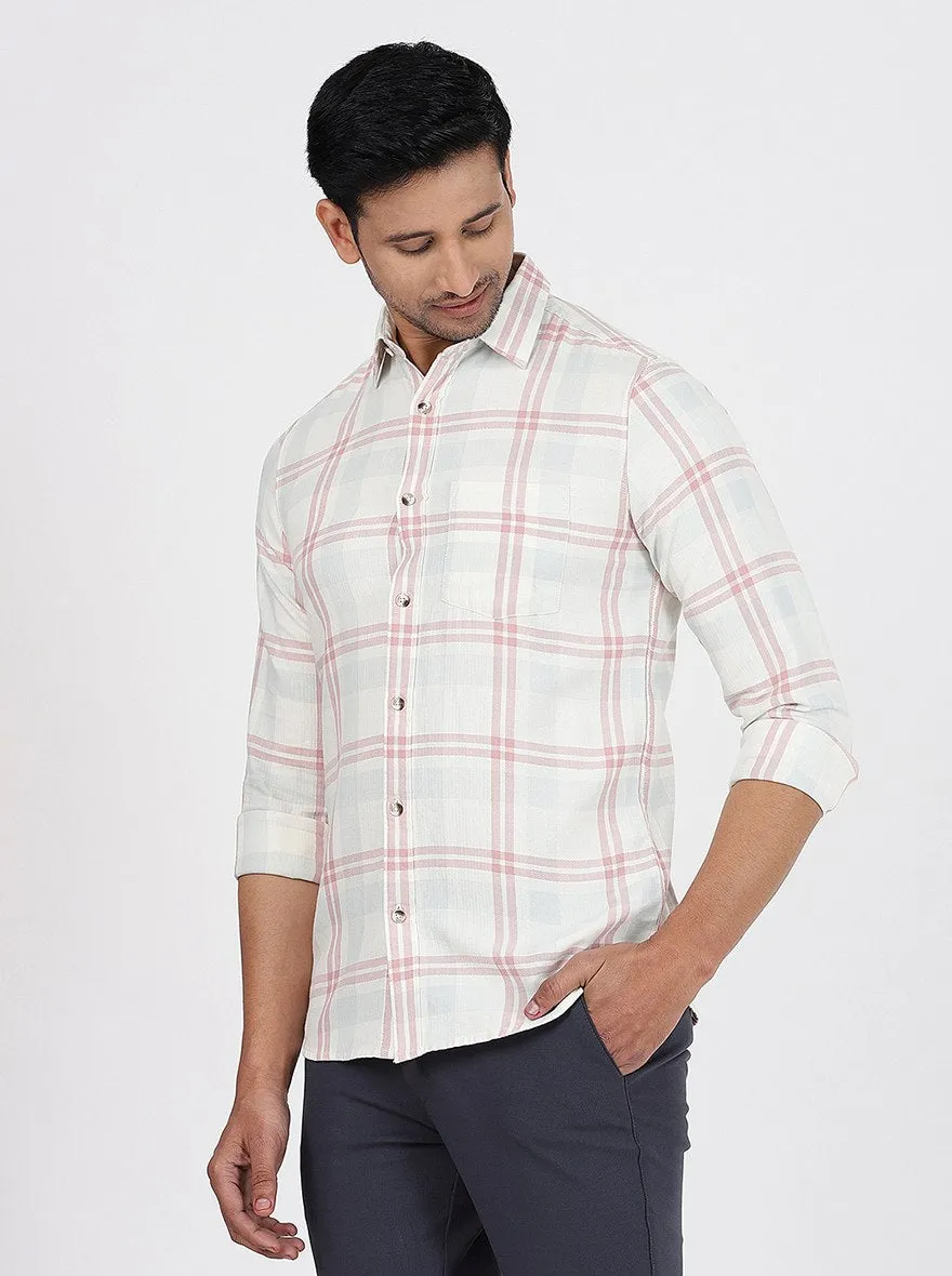 Pink Checked Slim Fit Casual Shirt | JadeBlue
