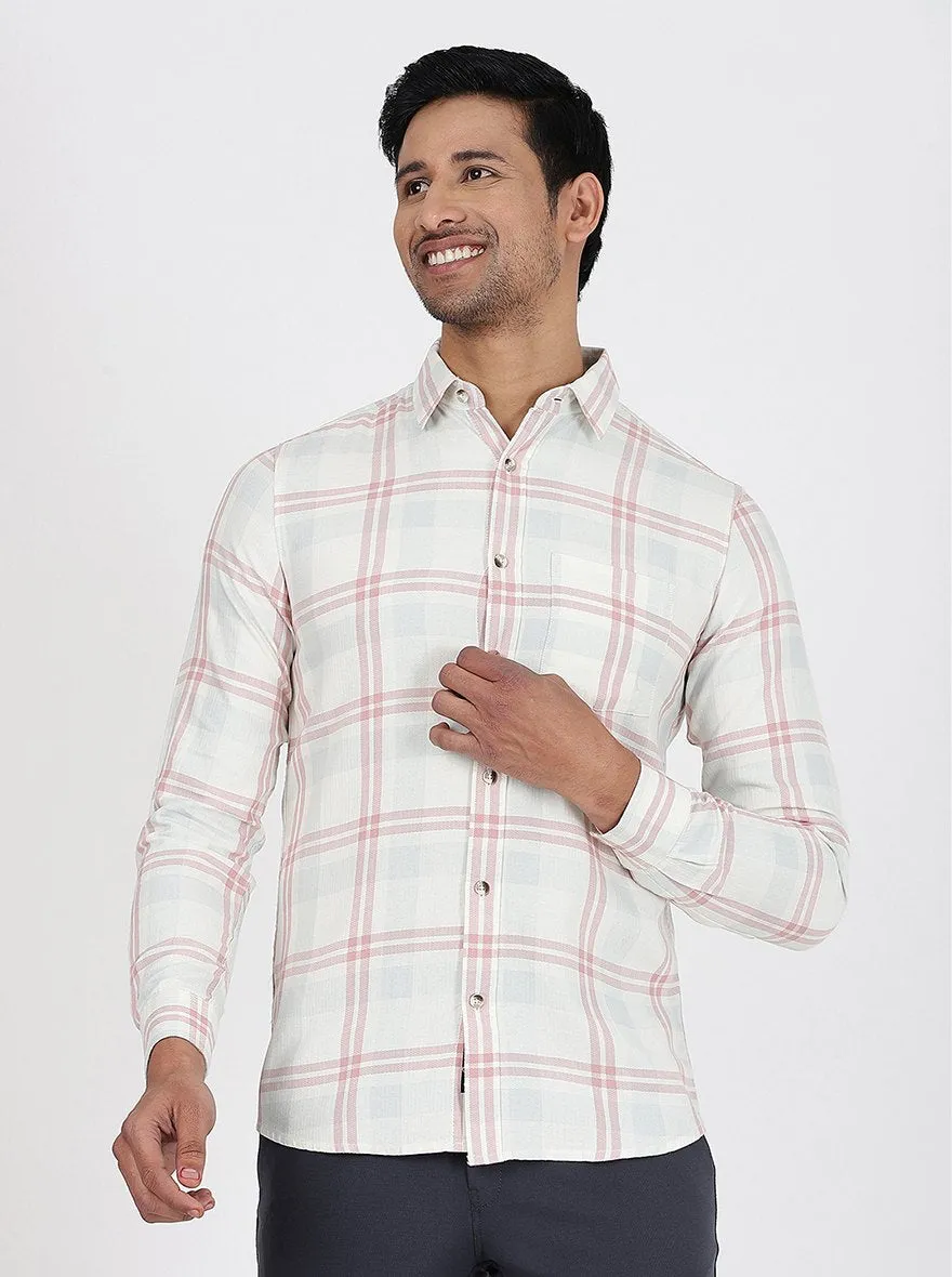 Pink Checked Slim Fit Casual Shirt | JadeBlue