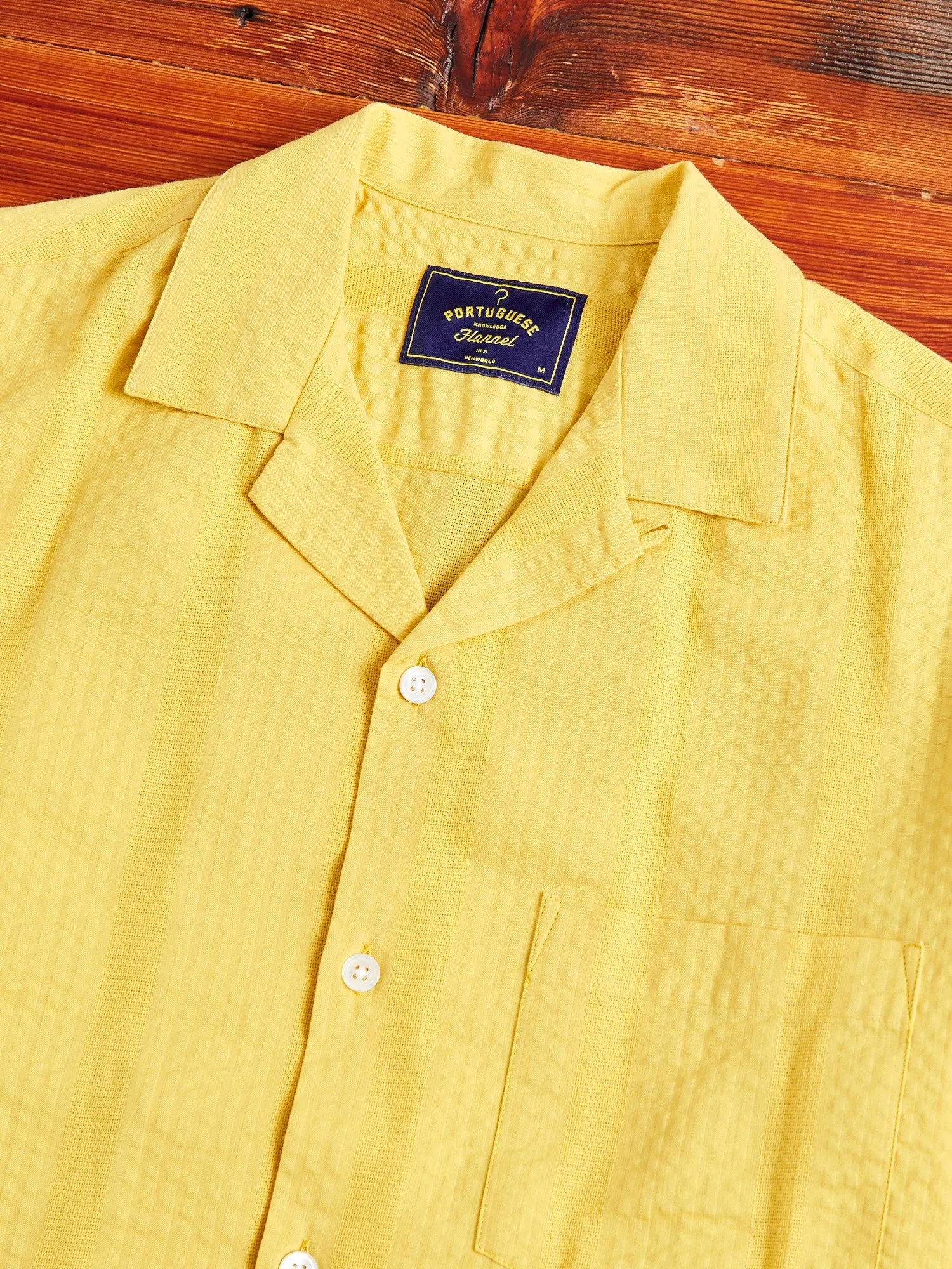 Praia Button-Up Shirt in Sunflower