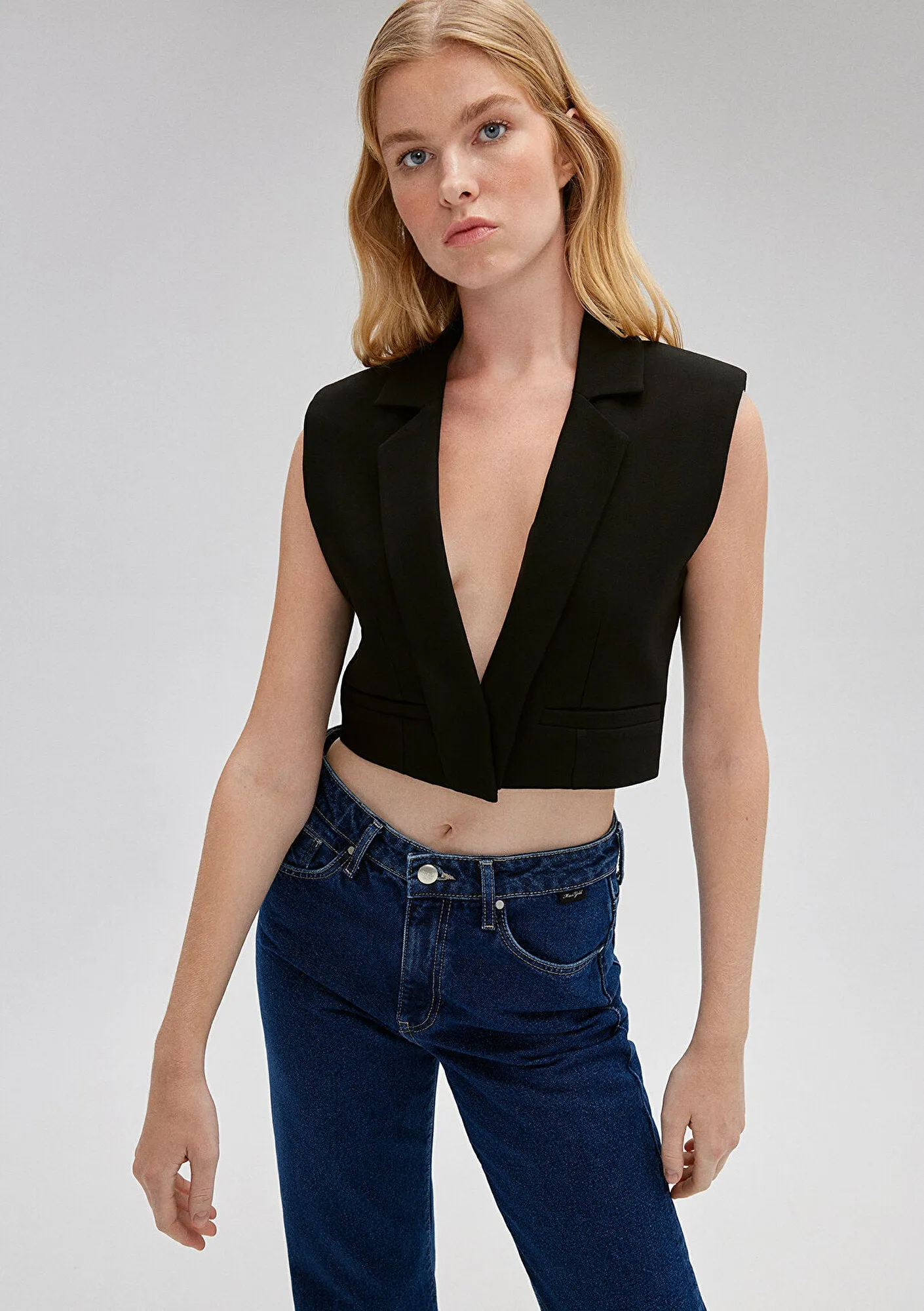 Sleeveless Black Vest