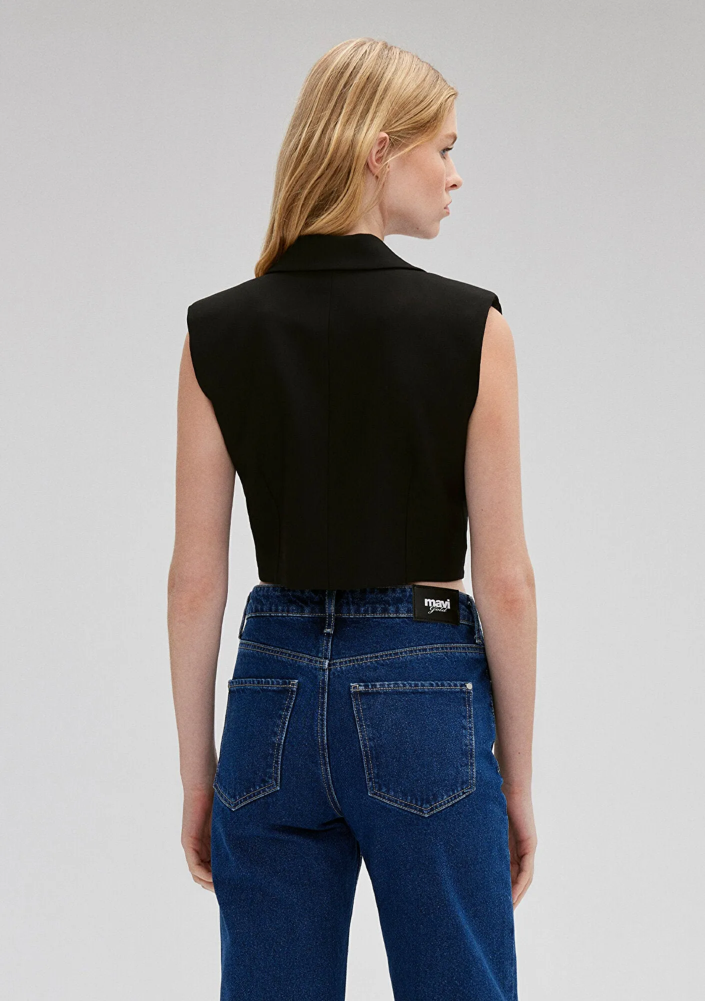Sleeveless Black Vest