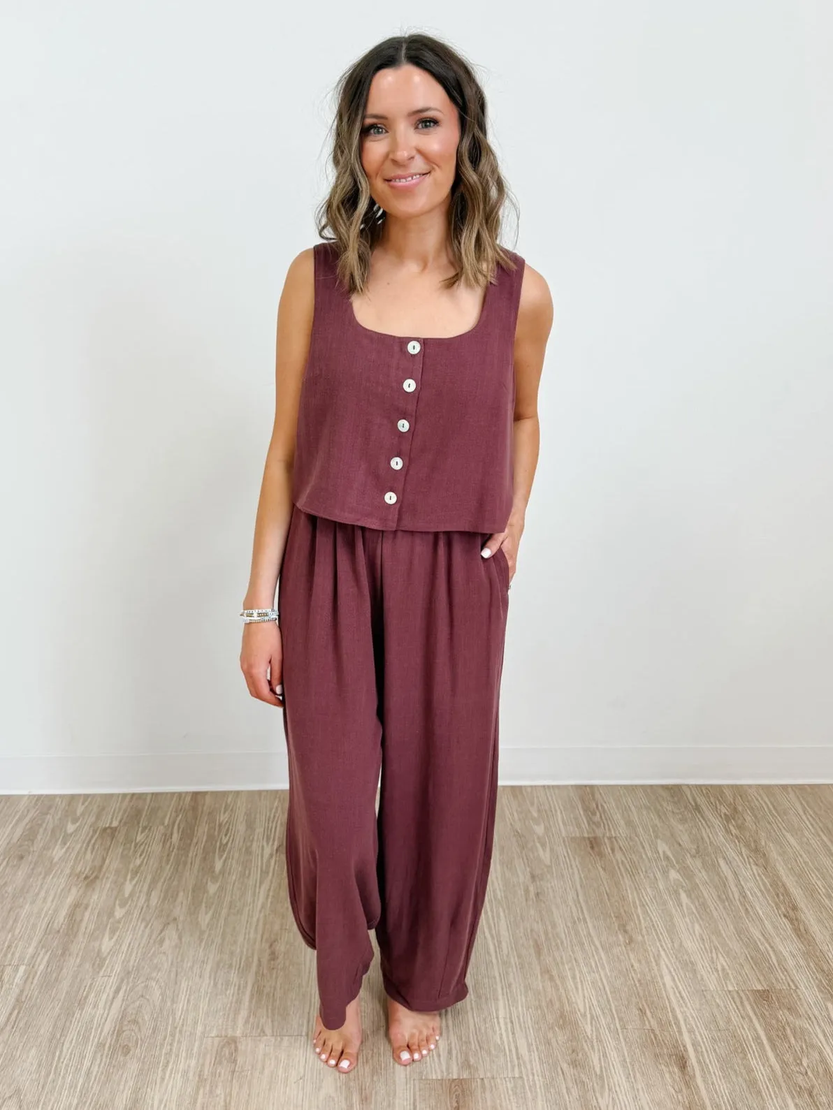Sleeveless Button Up Linen Vest in Plum