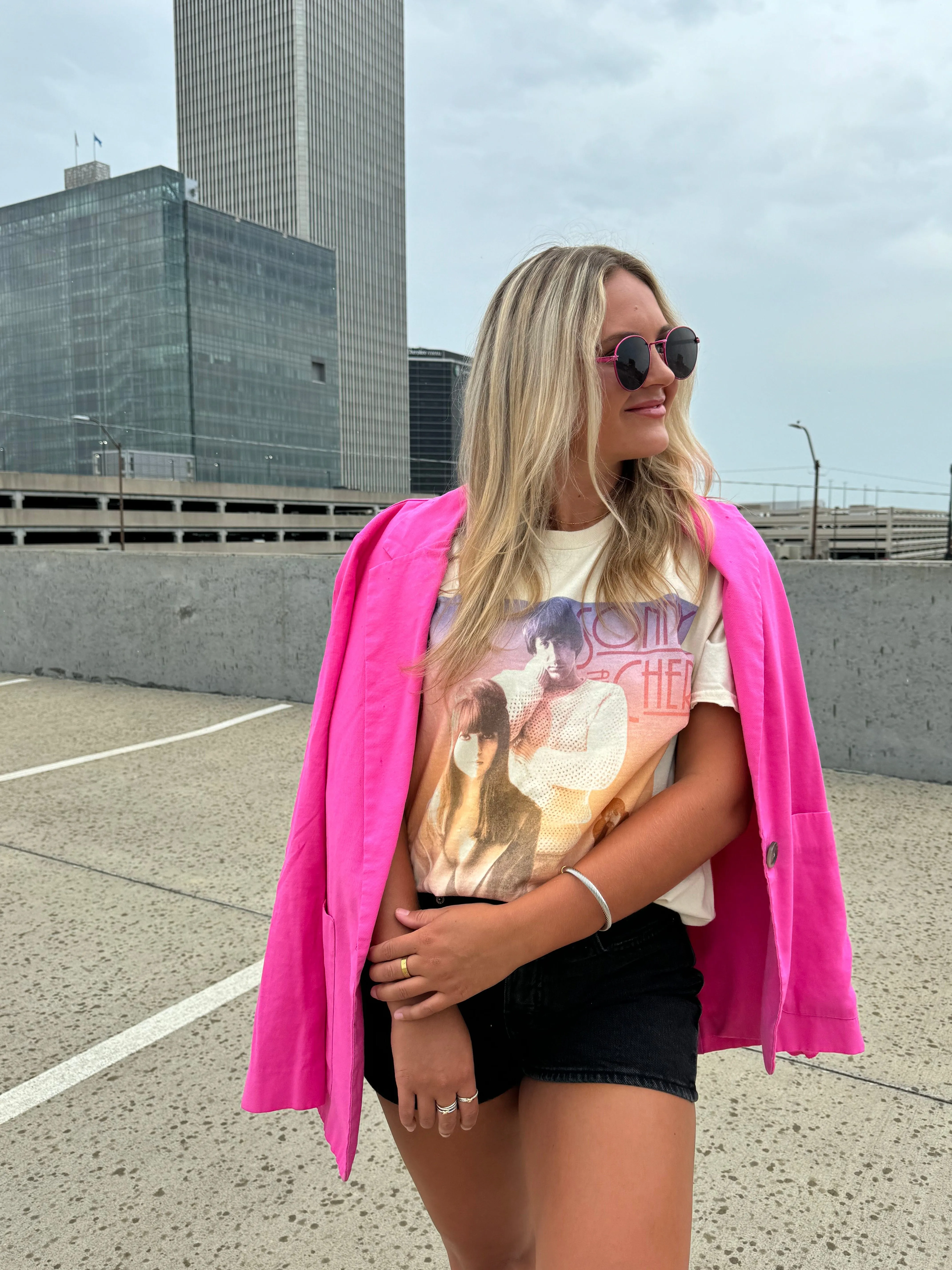 Sonny & Cher Gradient Off White Thrifted Distressed Tee
