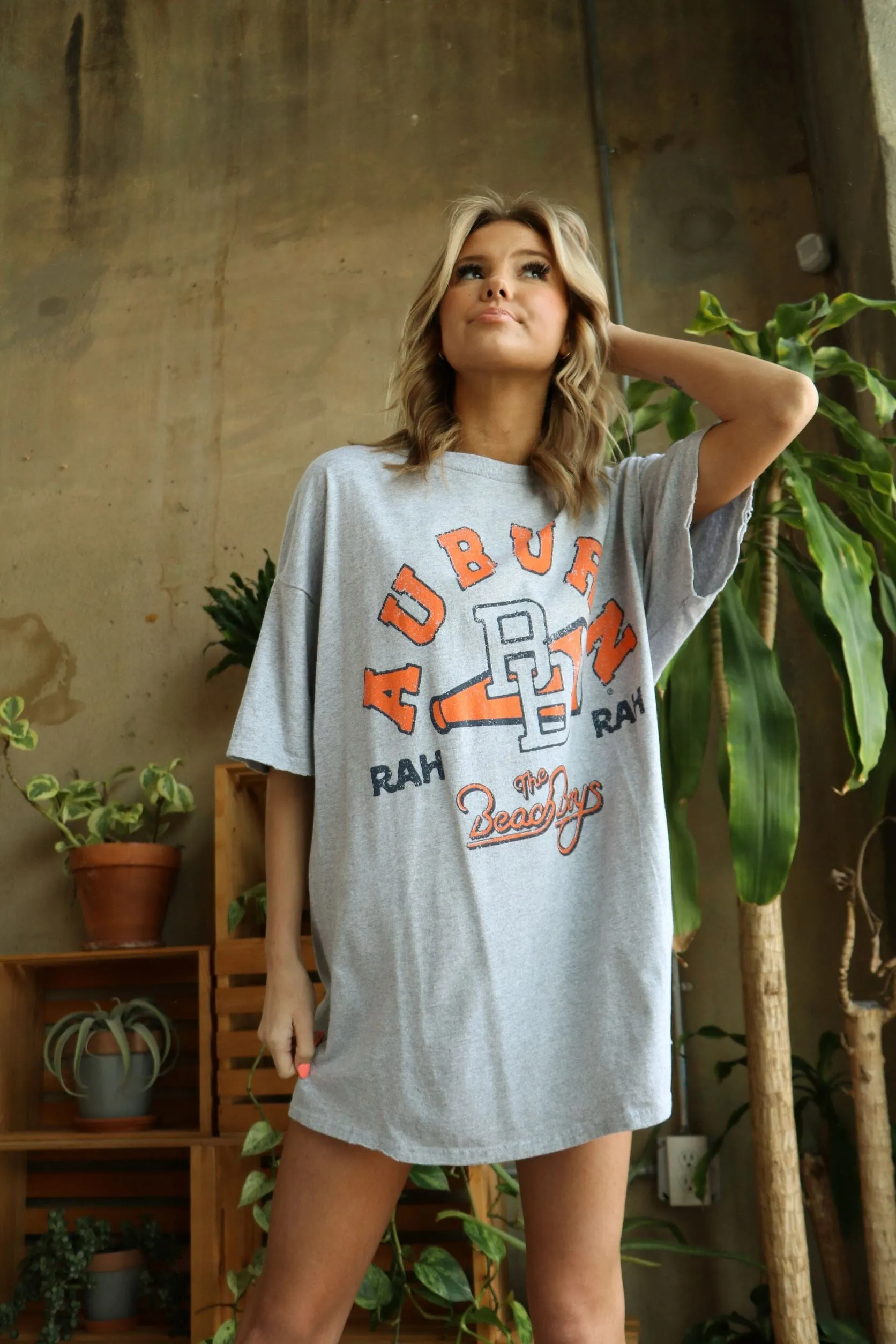 The Beach Boys Auburn Tigers Cheer Arch Gray Thrifted Tee