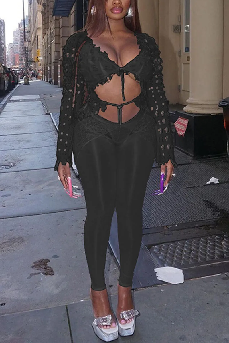 UH0503 Cutout Shirt and Leggings Set