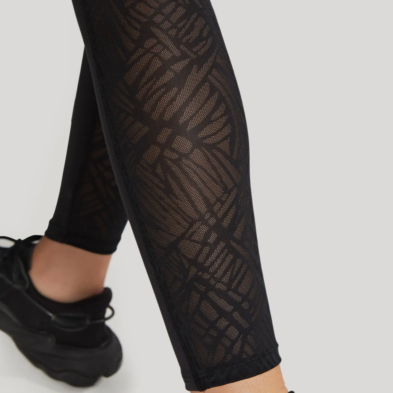Ultra Adapt Sports Legging - Black