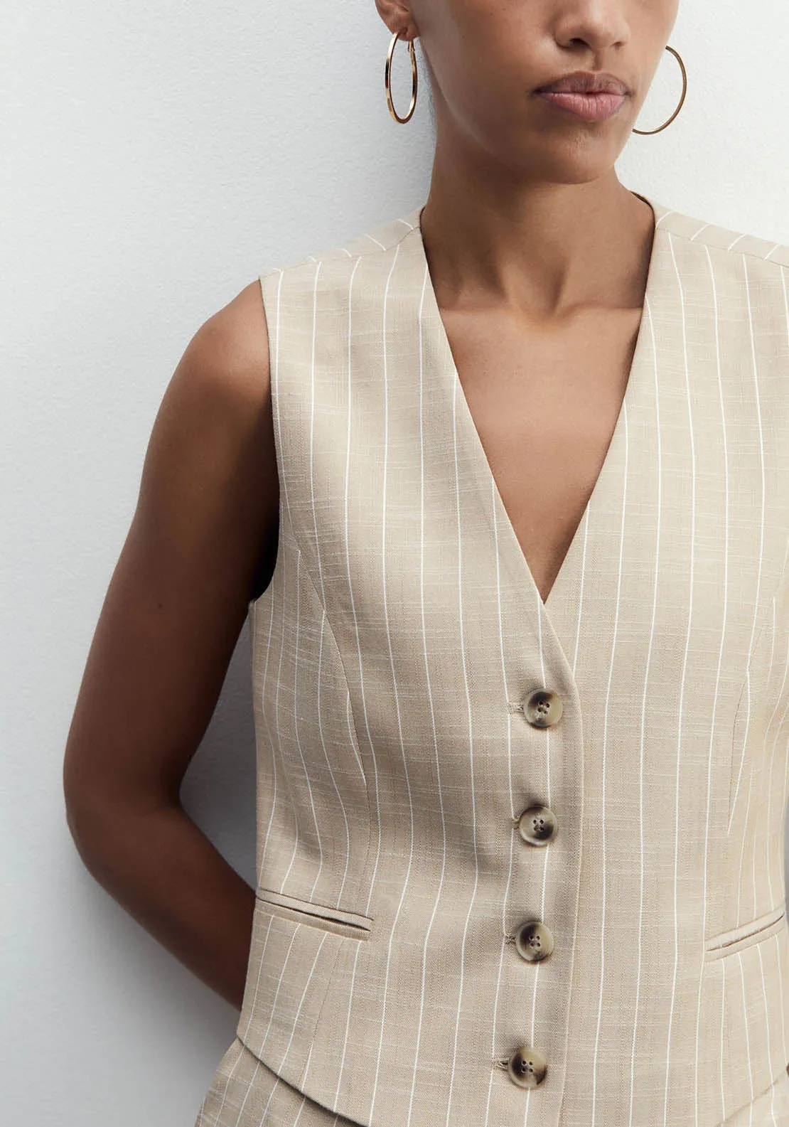 V-Neck Vest - Print Camel