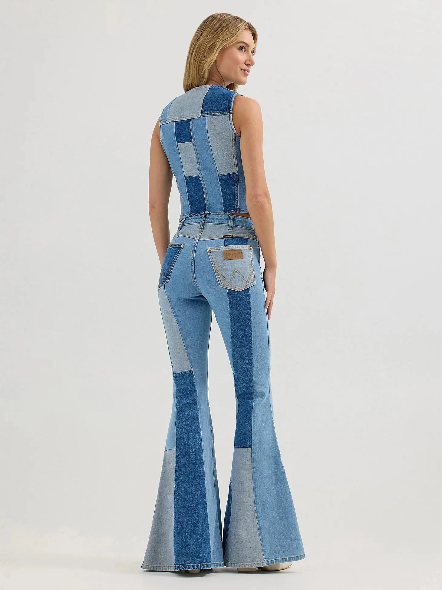 WRANGLER X LAINEY WILSON PATCHWORK VEST IN PATCHWORK BLUE